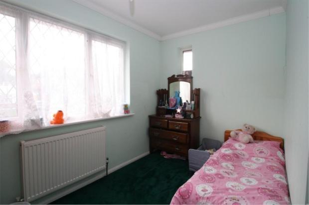 Oyo Guest House Ellipse Whetstone Екстер'єр фото