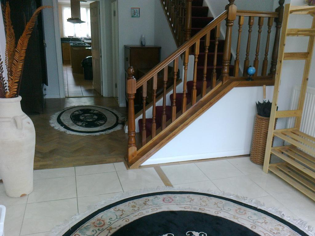 Oyo Guest House Ellipse Whetstone Екстер'єр фото